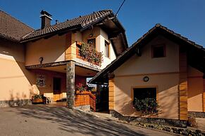 Tourist Farm Skrbina Apartment 2