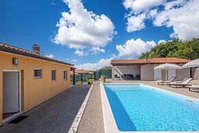 Holiday Home Aurea