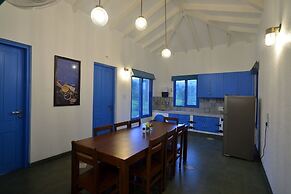 1517 Greek House By Kaz Stays