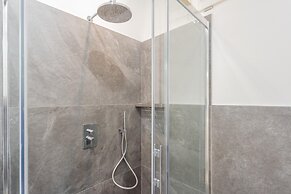 Cozy Nest on the Lake