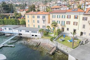 Cozy Nest on the Lake