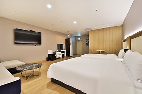 Gimhae Eobang-dong City Hotel