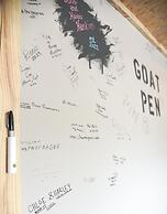 Goat Pen Hostel - Overlook