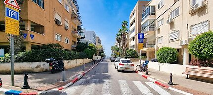 Rupin Pastel in Tel Aviv-yafo