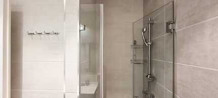 Rupin Pastel in Tel Aviv-yafo