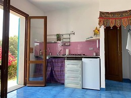 Karma - apt 3 Posti Vista Mare con Giardino