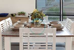 Nightcliff Foreshore Seaview Pool Workspace