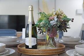 Nightcliff Foreshore Seaview Pool Workspace