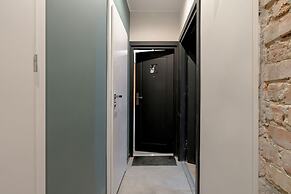 Poznań Stylish Grey by Renters