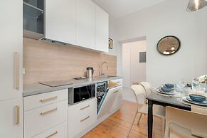 Poznań Stylish Grey by Renters