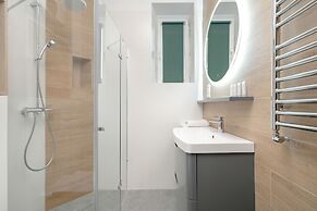 Poznań Stylish Grey by Renters