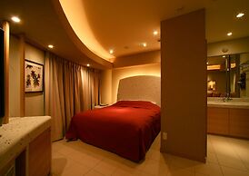 HOTELm - Adults Only