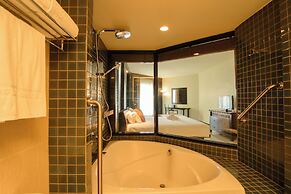 The Nouveau Chumphon Beach Resort & Golf