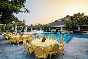 The Nouveau Chumphon Beach Resort & Golf