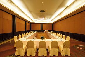 The Nouveau Chumphon Beach Resort & Golf