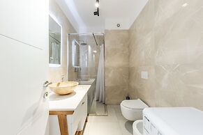 White Hill Suite by PS