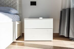 White Hill Suite by PS