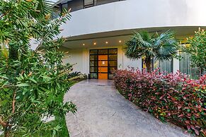 White Hill Suite by PS