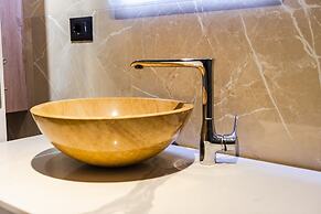 White Hill Suite by PS