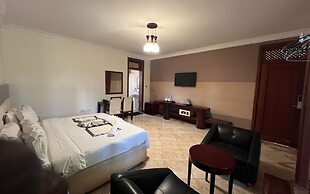 Nejobugg palace hotel