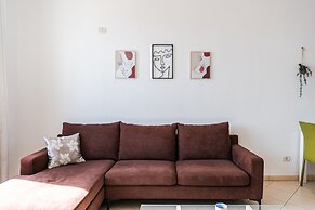 Central Main Square Apartment