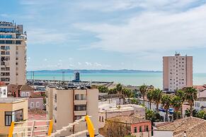 Central Main Square Apartment