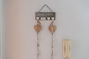 Central Main Square Apartment