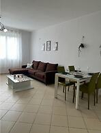 Central Main Square Apartment