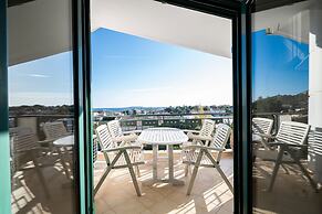 Vouliagmeni Athenian Riviera Villa