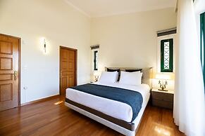 Vouliagmeni Athenian Riviera Villa