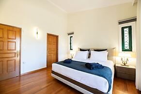 Vouliagmeni Athenian Riviera Villa