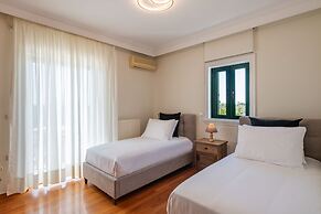 Vouliagmeni Athenian Riviera Villa