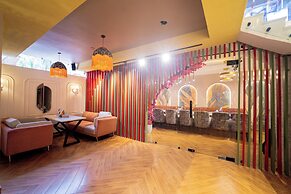 Pink Mango A Boutique Hotel