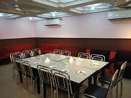 Hotel Raman's