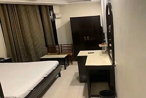 Hotel Raman's