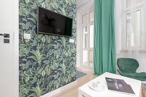 Bright Studio With Balkony by Renters