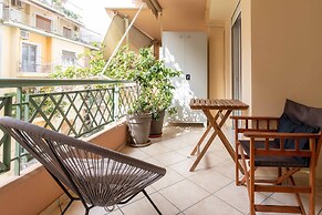 Phaedrus Living Modern Flat Kypseli