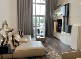 EBS LEGENDS STUDIOS ROOMS