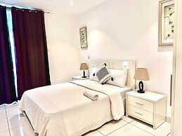 EBS LEGENDS STUDIOS ROOMS