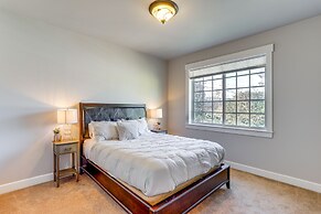 Family-friendly Seattle Getaway: 9 Mi to Downtown!