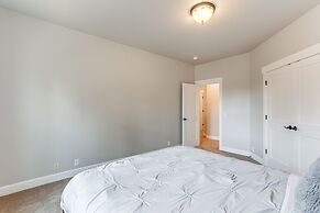 Family-friendly Seattle Getaway: 9 Mi to Downtown!