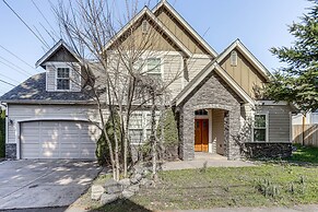 Family-friendly Seattle Getaway: 9 Mi to Downtown!