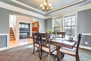 Family-friendly Seattle Getaway: 9 Mi to Downtown!