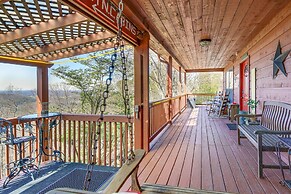 Secluded Sevierville Cabin: Hot Tub & Mtn Views!