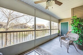 Branson Condo w/ Screened Porch: 4 Mi to Lake!