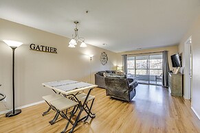 Branson Condo w/ Screened Porch: 4 Mi to Lake!