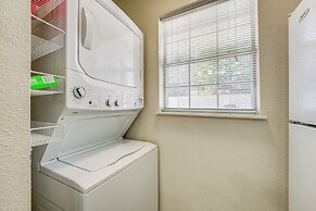 Branson Condo w/ Screened Porch: 4 Mi to Lake!