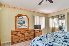 Sunny Indian Shores Condo w/ Beach Access!