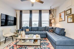 1 Mi to Beach: Gem w/ Pool Access in Port Aransas