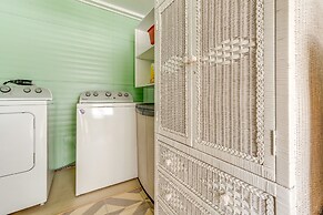 Eclectic Tarpon Springs Home: Bayou Across Street!